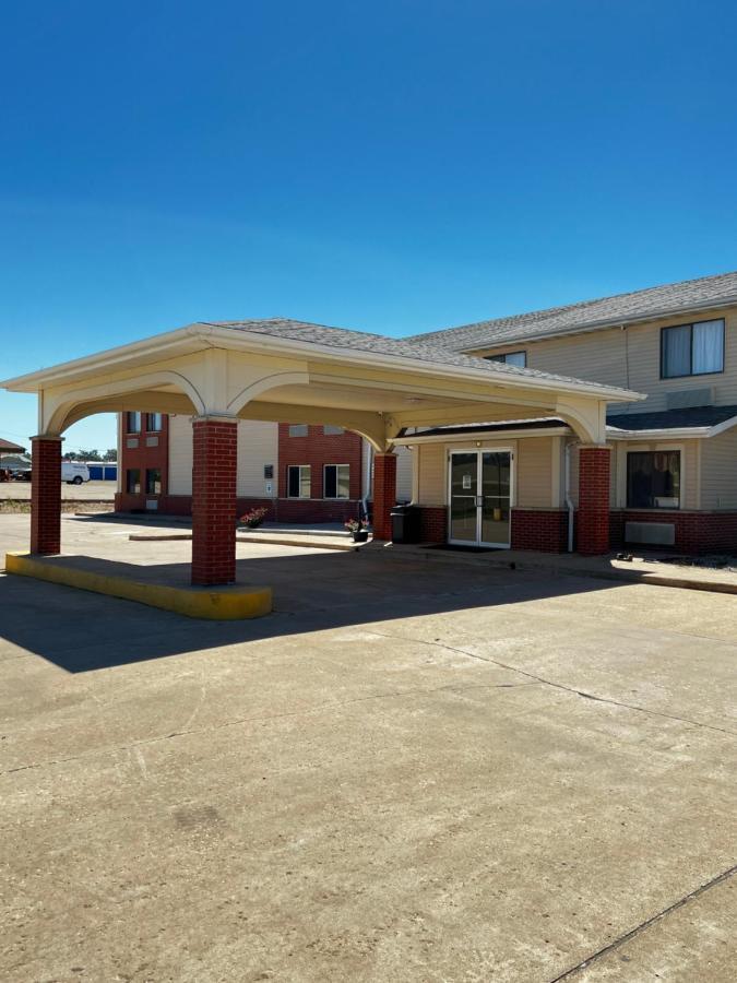 Designer Inn And Suites Toledo Exterior foto